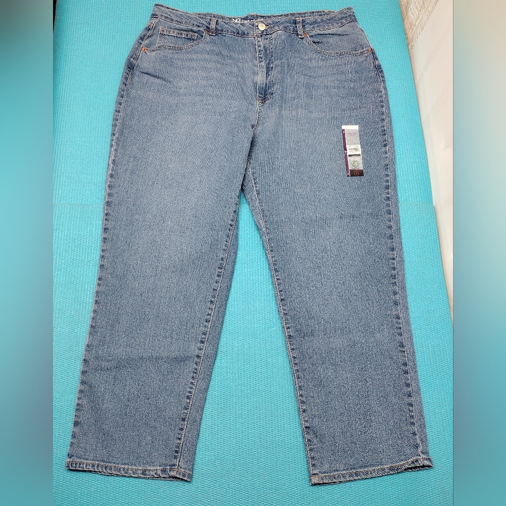 NWT No Boundaries Womens Mom High Rise Stretch Crop Jeans Size 19